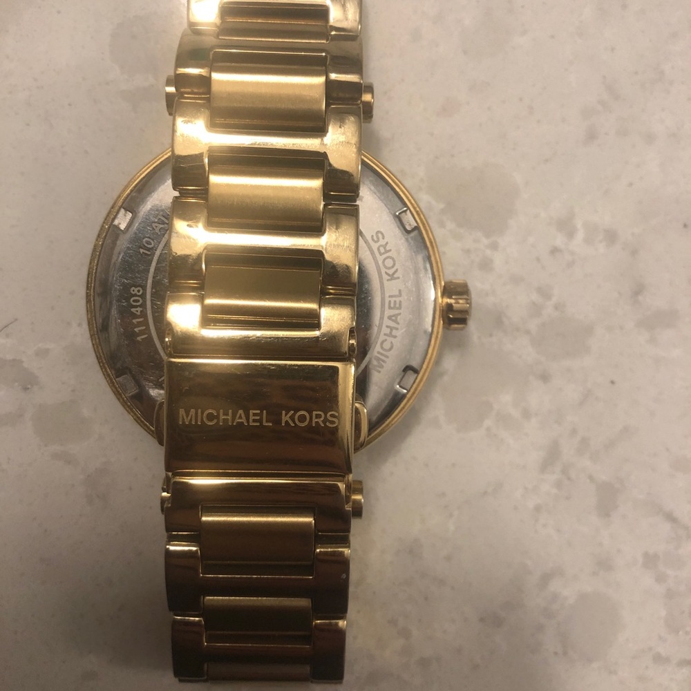 Overnight sale ‼️Michael Kors watch - Picture 4 of 7